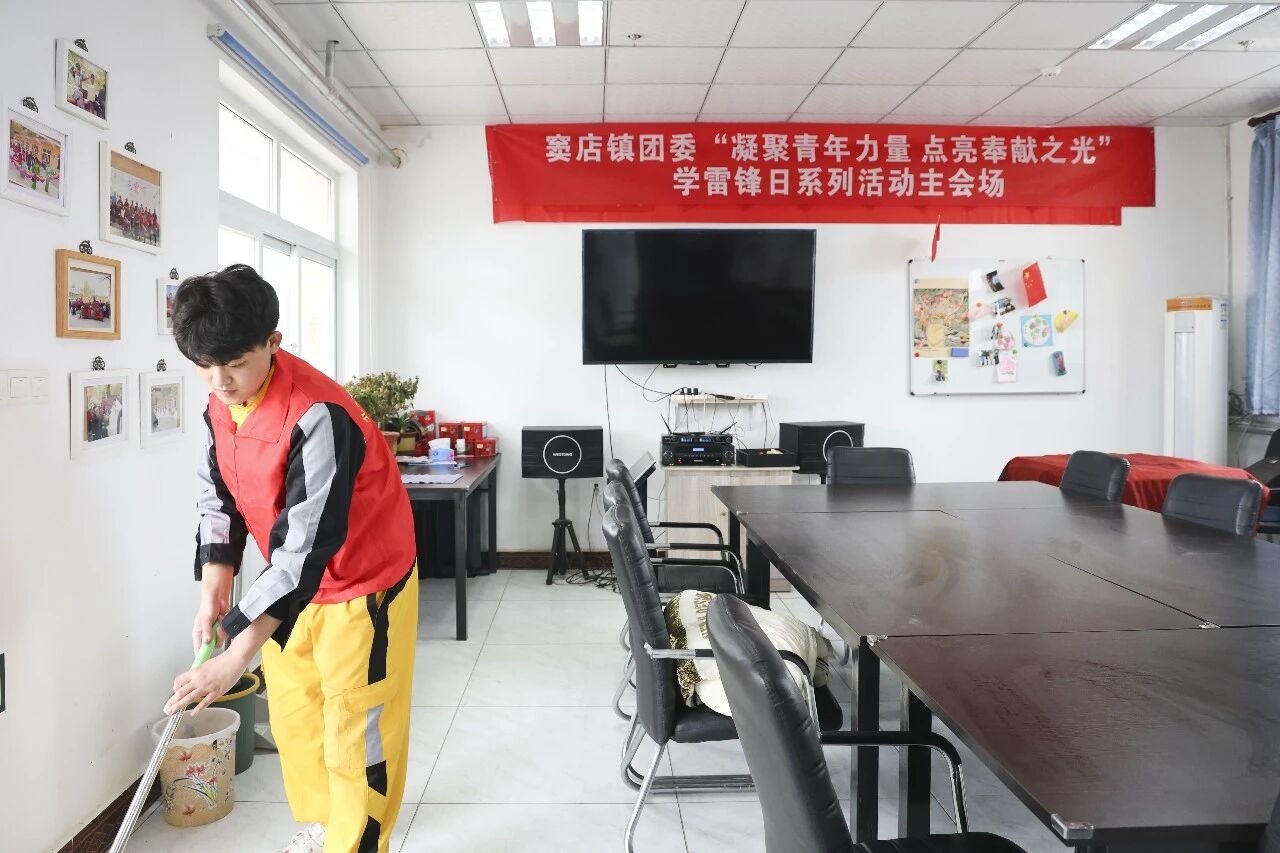 ����ѧ�׷棬��ů����Ժ����������ͨ����ְҵѧУ־Ը���߽��꾴��Ժ